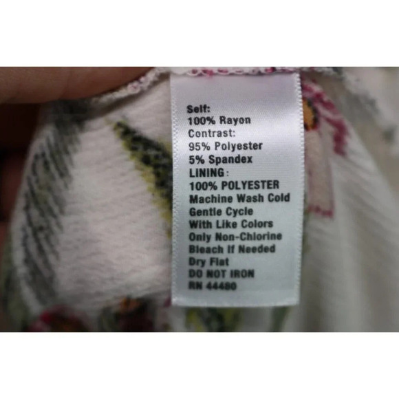 Wonderly Women's Floral Tunic Top-Size 3X-Velvet - Picture 5 of 7